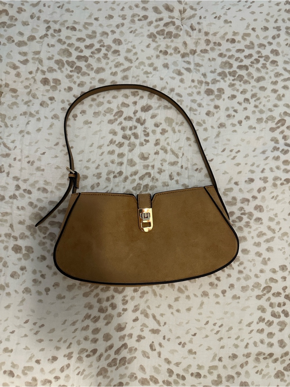 NWOT - H&M Classic Tan Shoulder Bag with Gold Turn-Lock Hardware